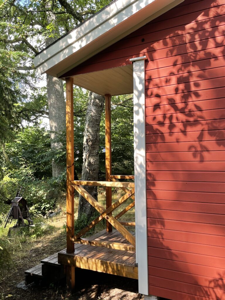 Renovering av lekstuga