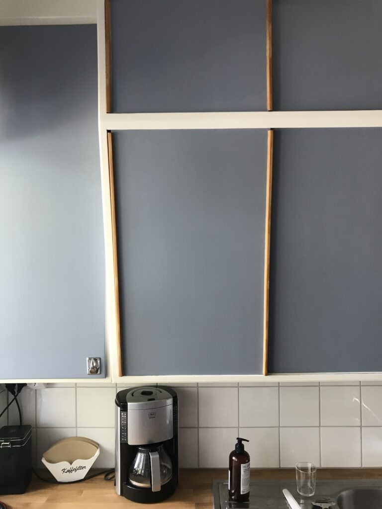 Funkiskök, skjutluckor