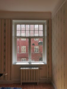 Fönter, gjutjärnsradiator, jugendstil