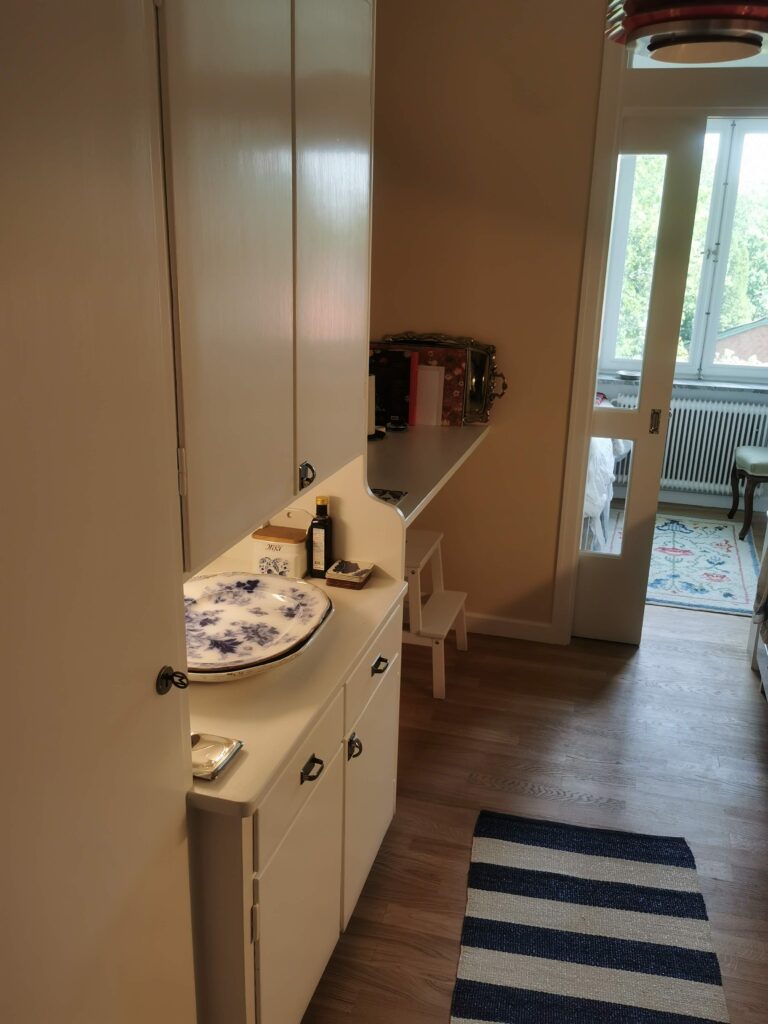 Serveringsskåp